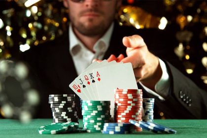 What Every New Player Should Learn About uae online casino